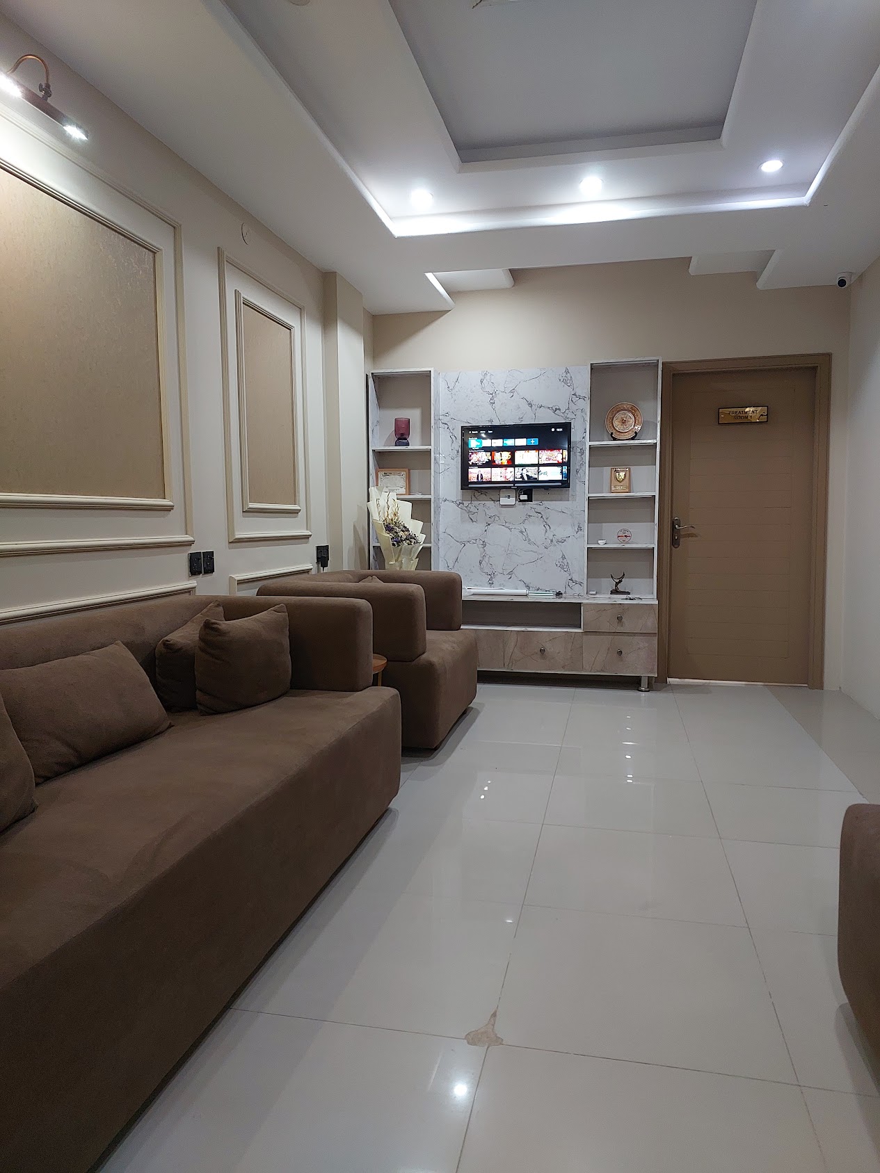 Reception and waiting lounge at La Esthetique Islamabad